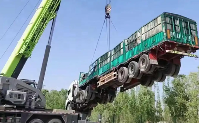 东安道路脱困救援案例